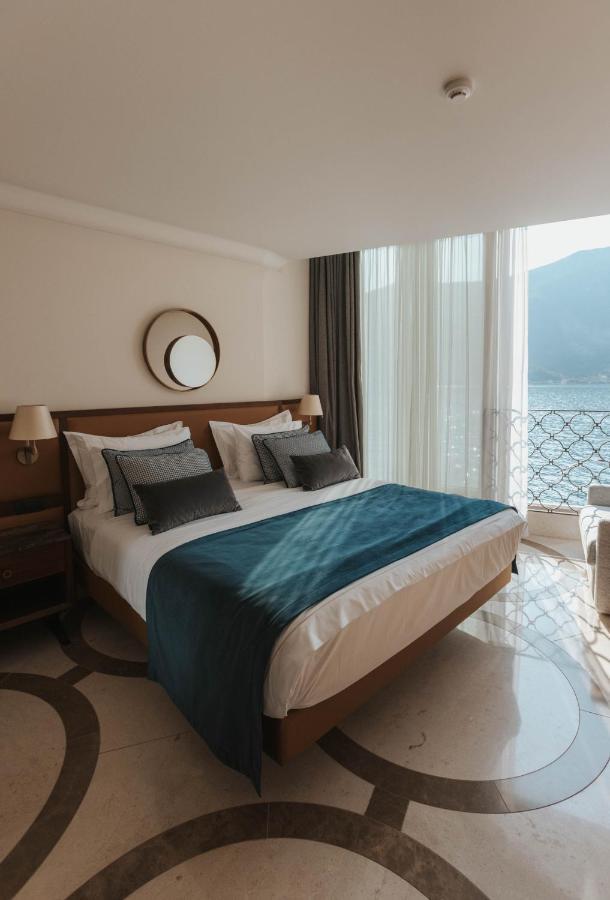 Corso Levante Luxury Suites Dobrota Котор Экстерьер фото